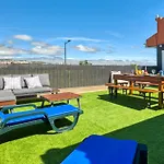 Portucale ! Santa Clara Terrace & Jacuzzi דירה *
