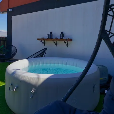 Portucale ! Santa Clara Terrace & Jacuzzi