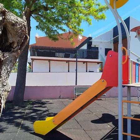 Portucale ! Santa Clara Terrace & Jacuzzi Apartmán *