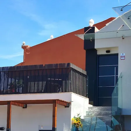 Portucale ! Santa Clara Terrace & Jacuzzi Апартаменты Лиссабон